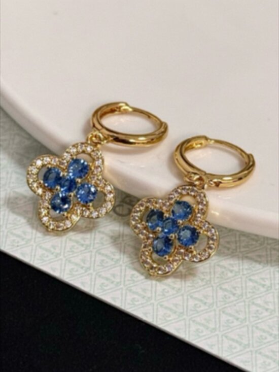 Van Cleef & Arpels Jewelry - Van Cleef & Arpels earrings